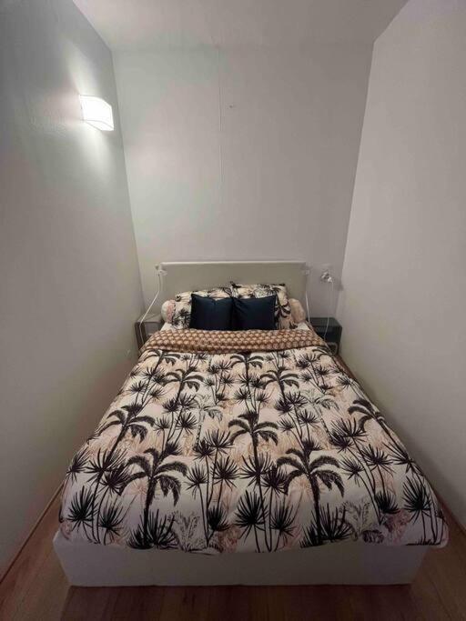 Chateau Versailles A 10 Min A Pied Apartment Bagian luar foto